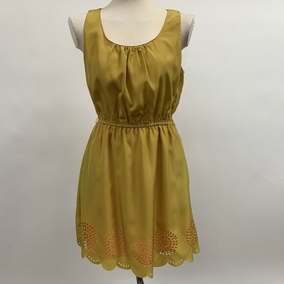 Umgee Women's Dress Small Yellow Peach Laser-cut Sleeveless - Picture 1 of 9
